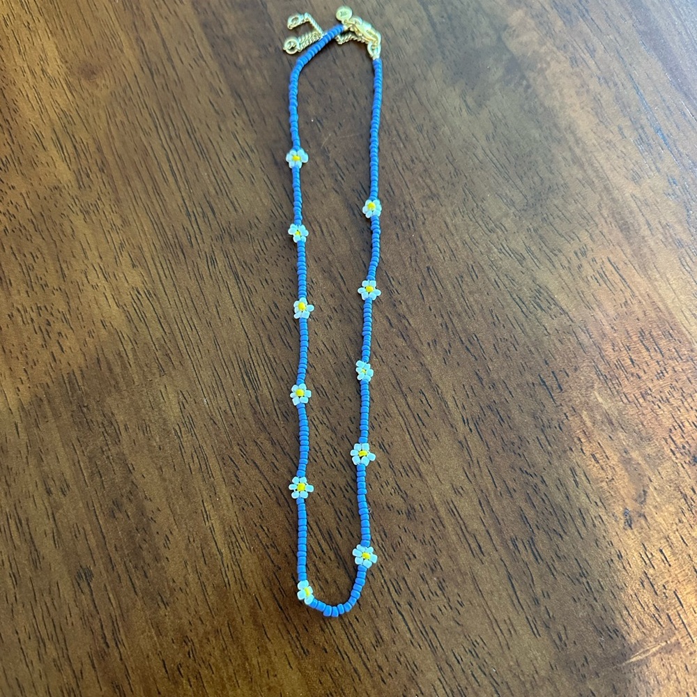 Madewell beaded daisy necklace